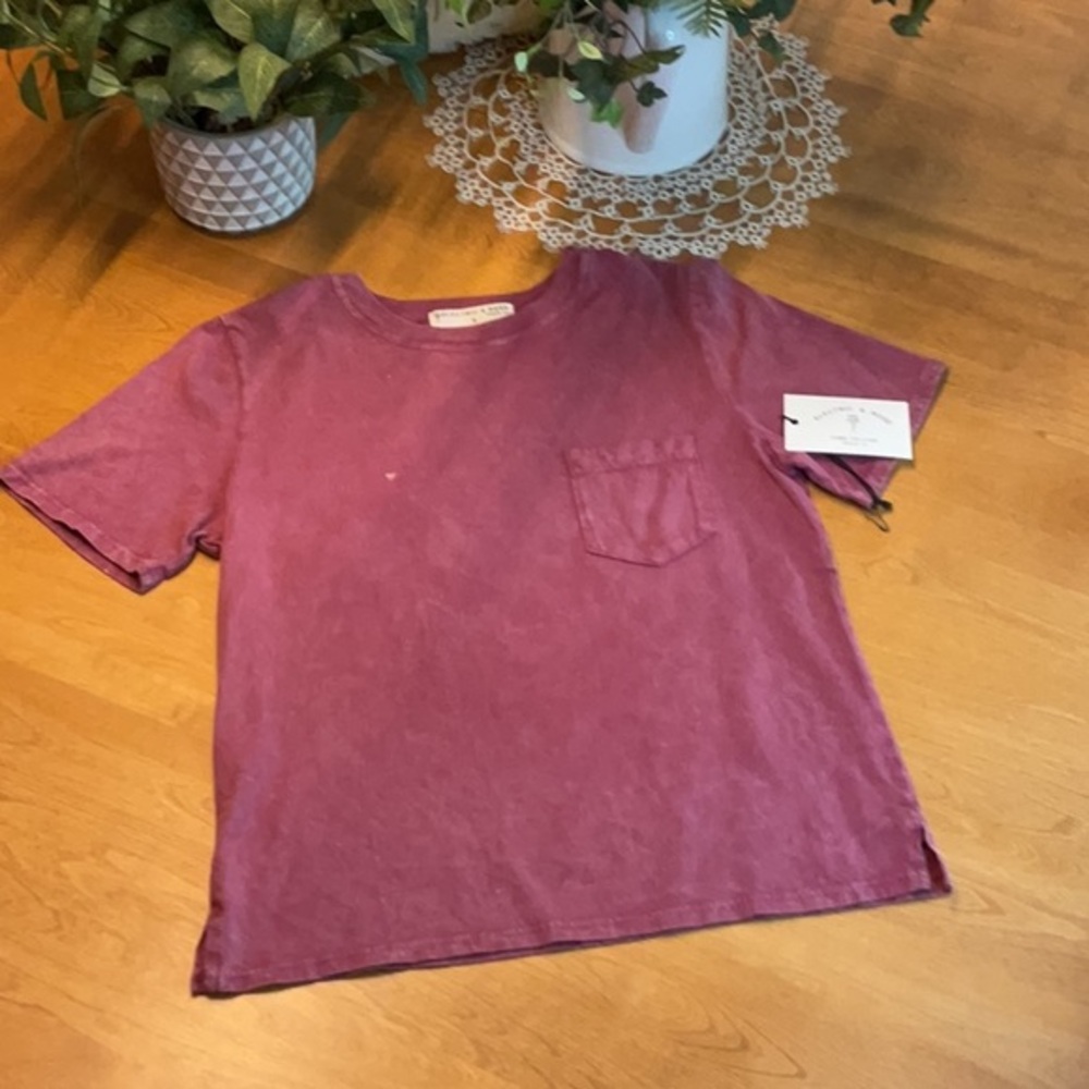 ELECTRIC & ROSE - Pocket Tee - in Acid Merlot - NEW